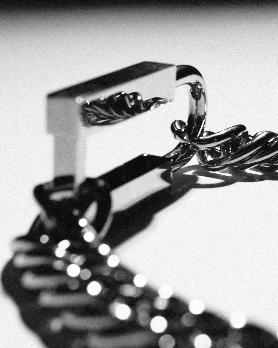 Adelaide Signature Lock Chain