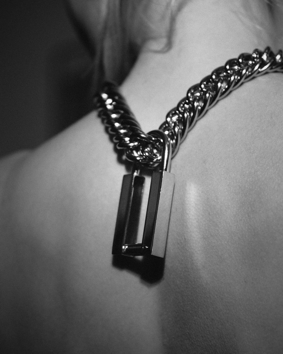 Adelaide Signature Lock Chain